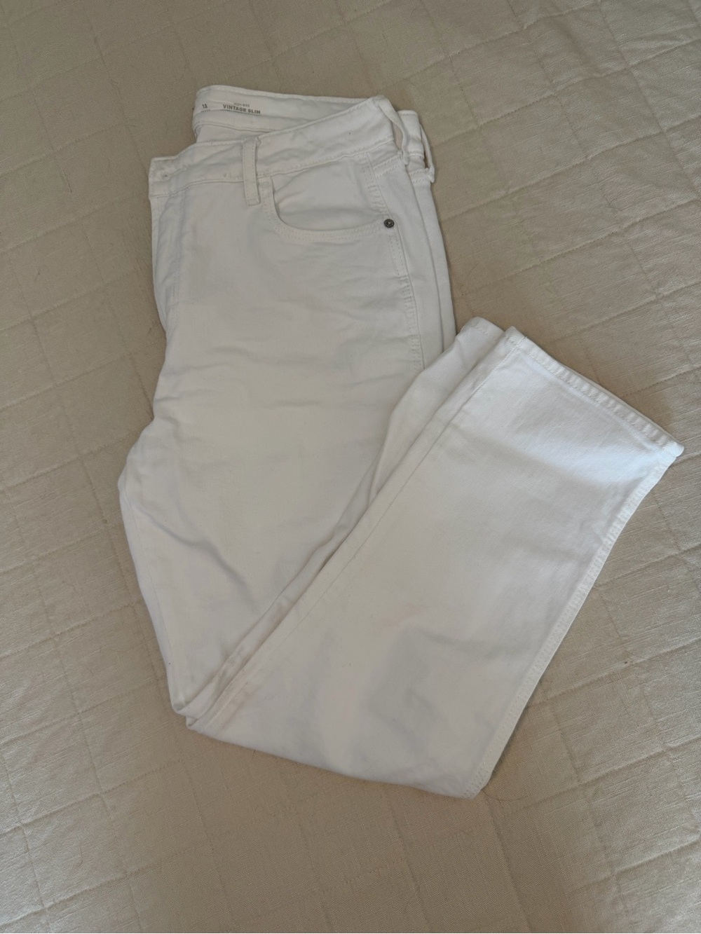 Old Navy White Vintage Slim High-Rise Jeans